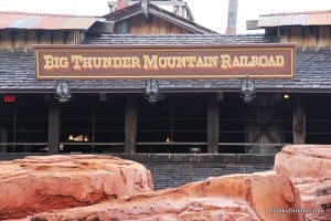 frontierland-big-thunder-mountain