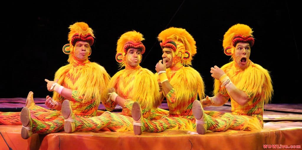 lion-king-show-monkeys-disney