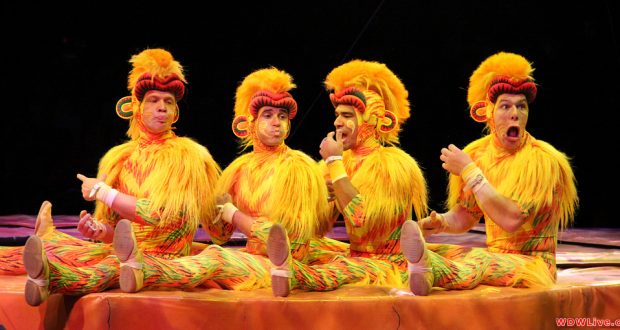 lion-king-show-monkeys-disney