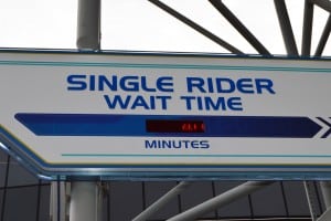 Single Rider line sign at Disney’s Hollywood Studios, digital wait time in minutes—an insider tip to maximize park fun.