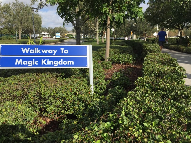 walkway-to-magic-kingdom