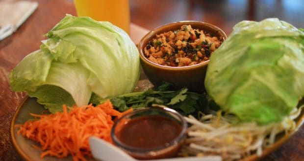 yak-and-yeti-food-lettuce