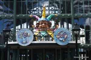 Disney’s Port Orleans French Quarter entrance with its bold jester head and lively Mardi Gras décor welcomes guests to the magic.