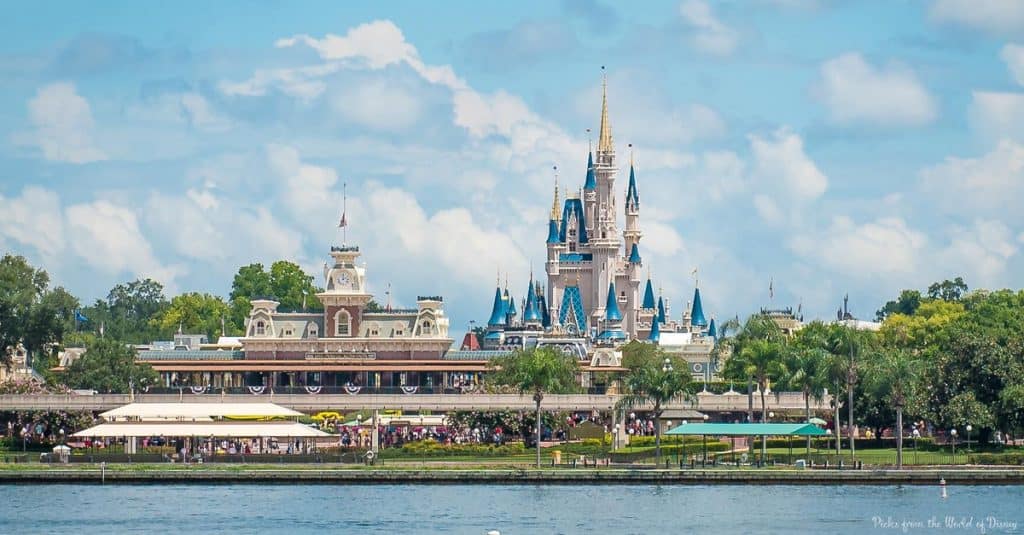train-station-magic-kingdom