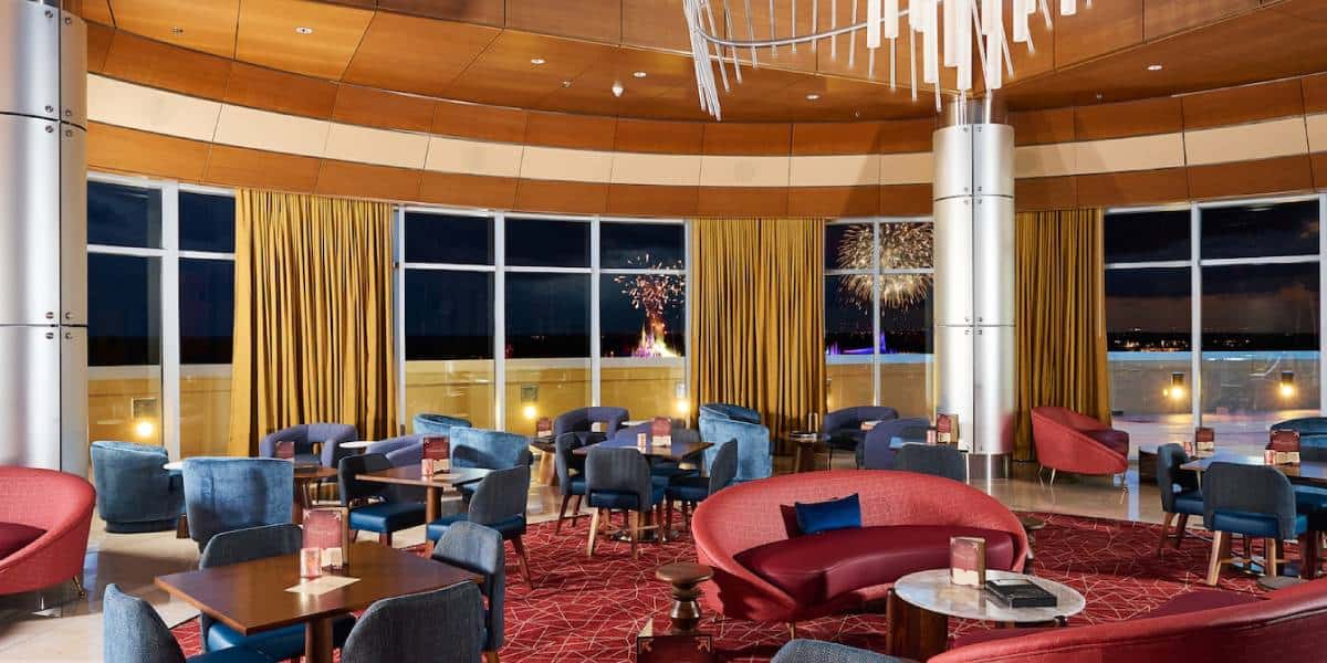 villains-lair-lounge-disney