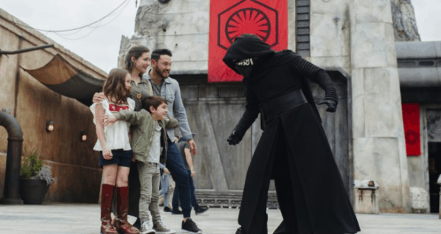 A family meets Kylo Ren at Star Wars: Galaxy’s Edge, eager to win the BackToBatuu Sweepstakes and enjoy Disney World magic.