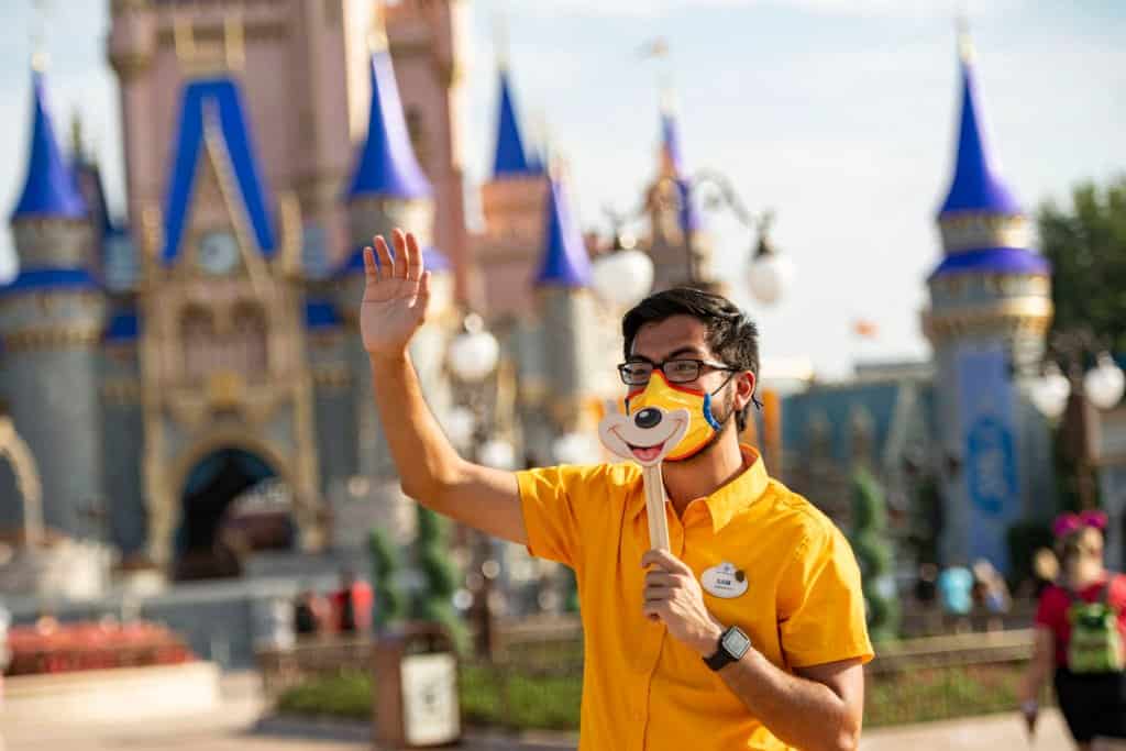 cast-member-disney