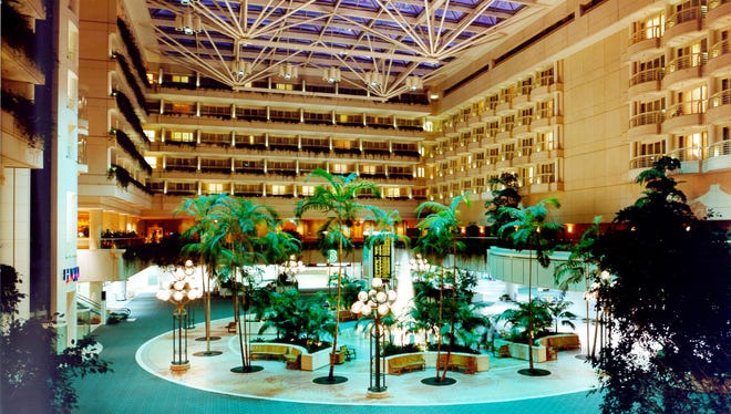 orlando-airport-disney