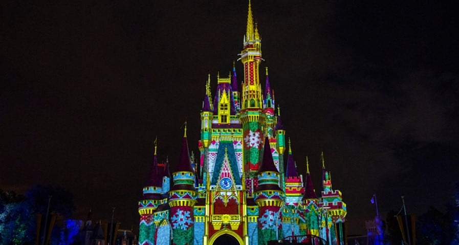 magic kingdom christmas holiday