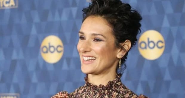 Indira Varma beams on the ABC red carpet, her iconic short curls and radiant smile instantly recognizable to fans who loved her thrilling role in "Obi-Wan Kenobi.