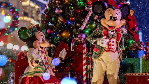 mickey and minnie holiday christmas