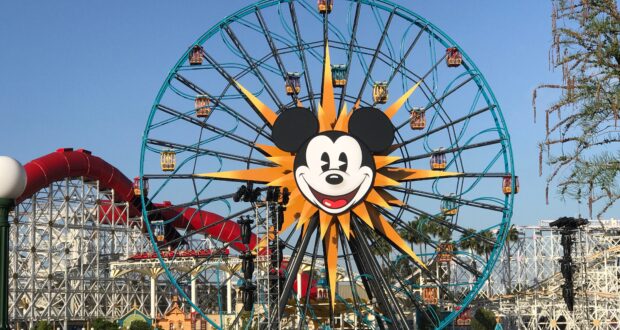 disney-california-disneyland-wheel