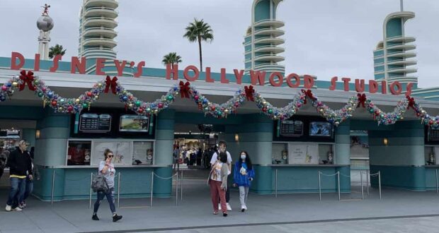 Disneys Hollywood Studios Entrance