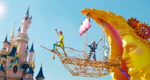 disney-parade-peter-pan