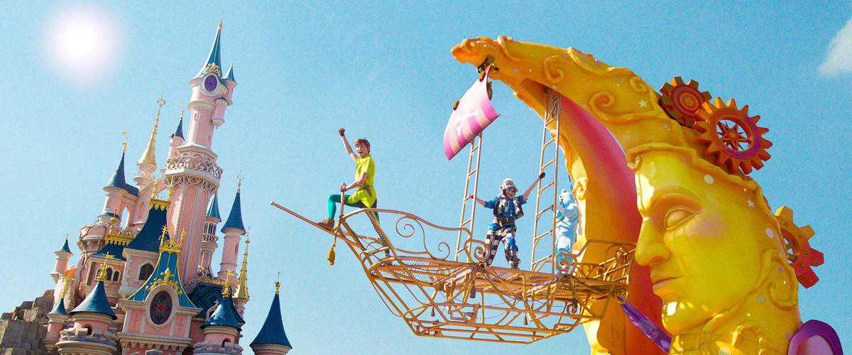 disney-parade-peter-pan