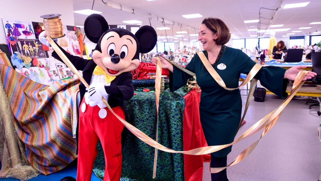 disney-mickey-costuming