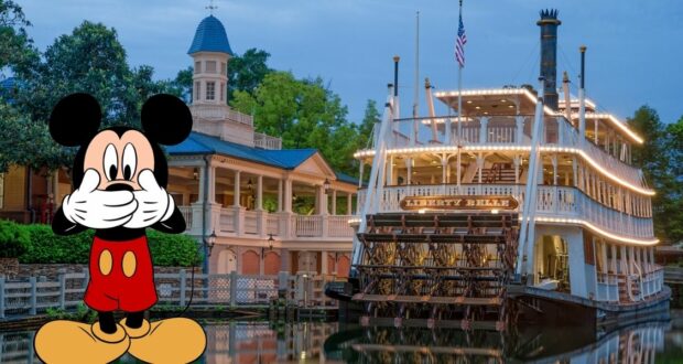 boat-scary-mickey