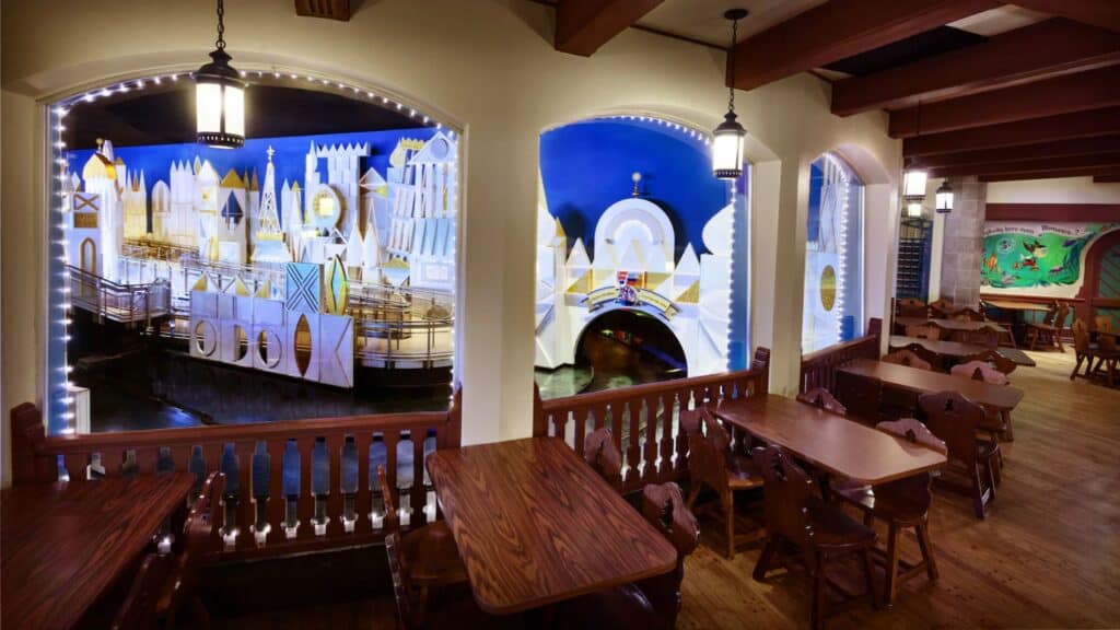 Pinocchio-Village-Haus-its-a-small-world-window