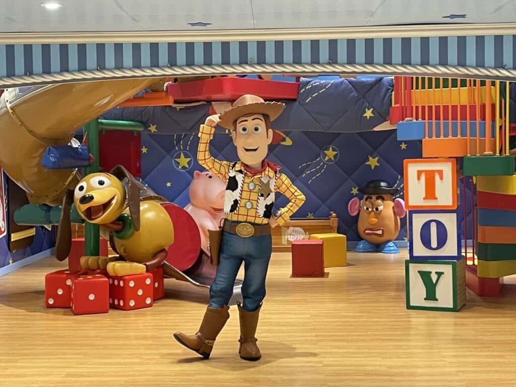 disneys-oceaneer-club