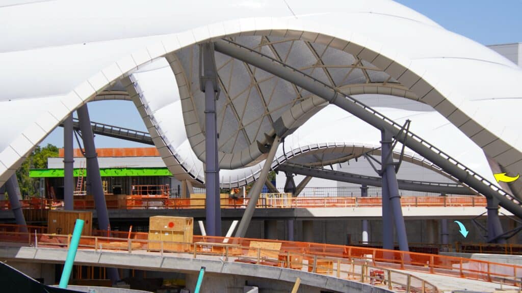 magic-kingdom-tron-coaster-construction