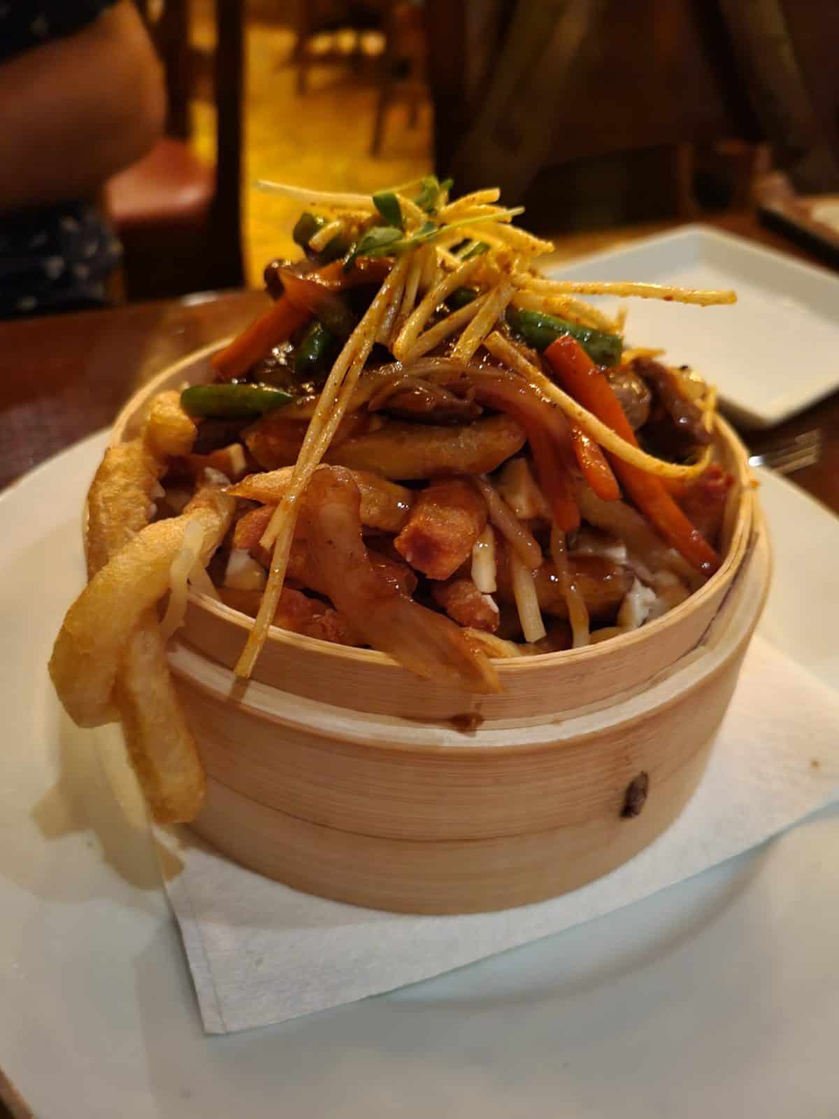poutine-turning-red-le-cellier
