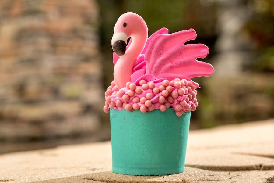 disney-earth-day-flamingo-cupcake