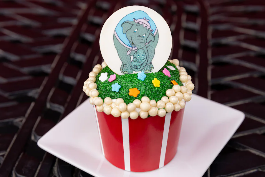 jumbo cupcake