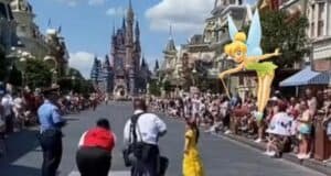 tink-belle-castle-pixie-dust