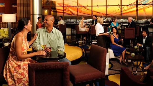 top-of-the-world-lounge