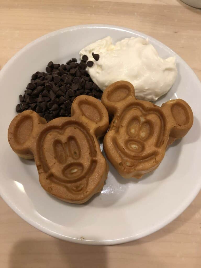 mickey-waffles-choc-chips