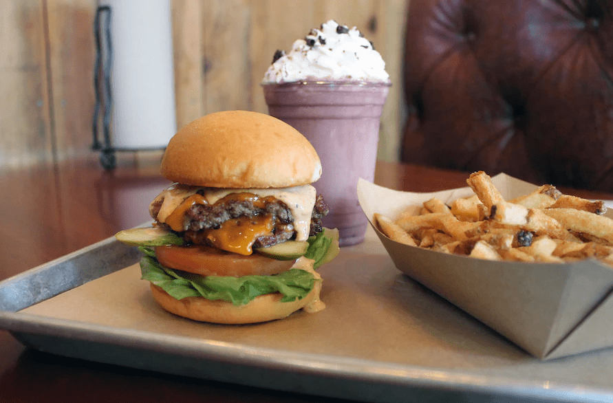Classic Burger, Disney Springs 