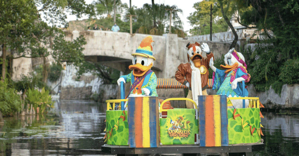 donalds-dino-bash-flotilla-discovery-river