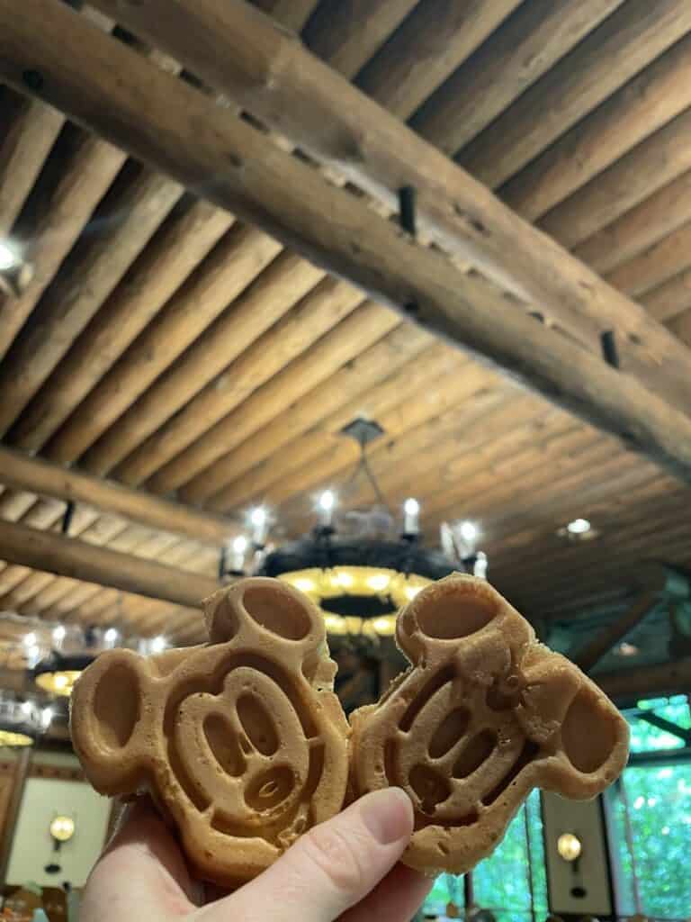 mickey-and-minnie-waffles