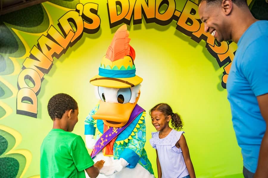 Donald's Dino-Bash
