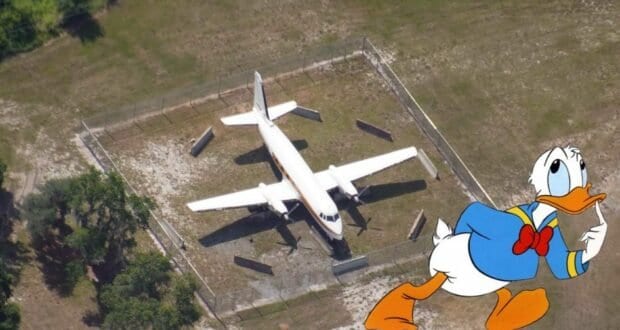 walt-plane-still-at-disney