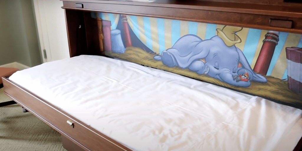 dumbo-day-bed-boardwalk