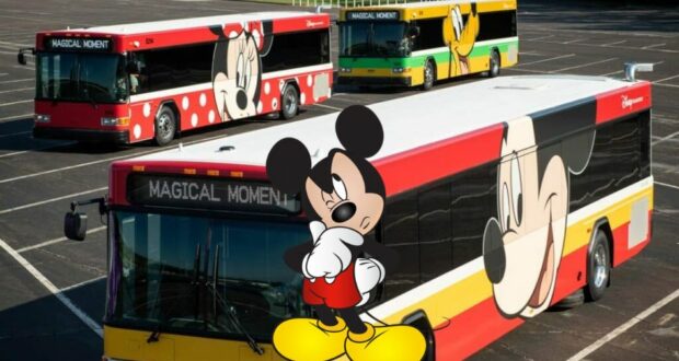 disney-bus-mickey-thinking