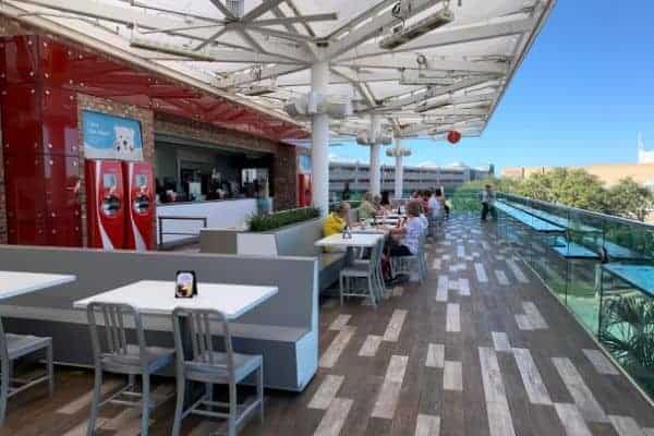 coca-cola-rooftop-lounge