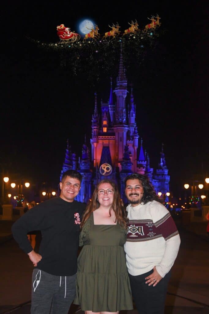santa-mickey-holiday-photo