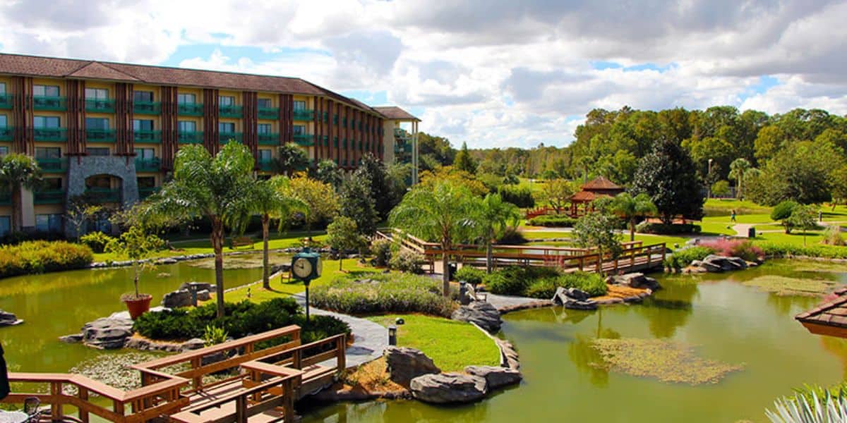 shades-green-resort