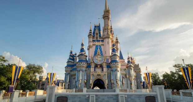 Cinderella Castle-Featue