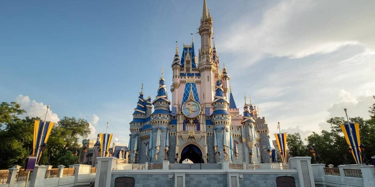 Cinderella Castle-Featue