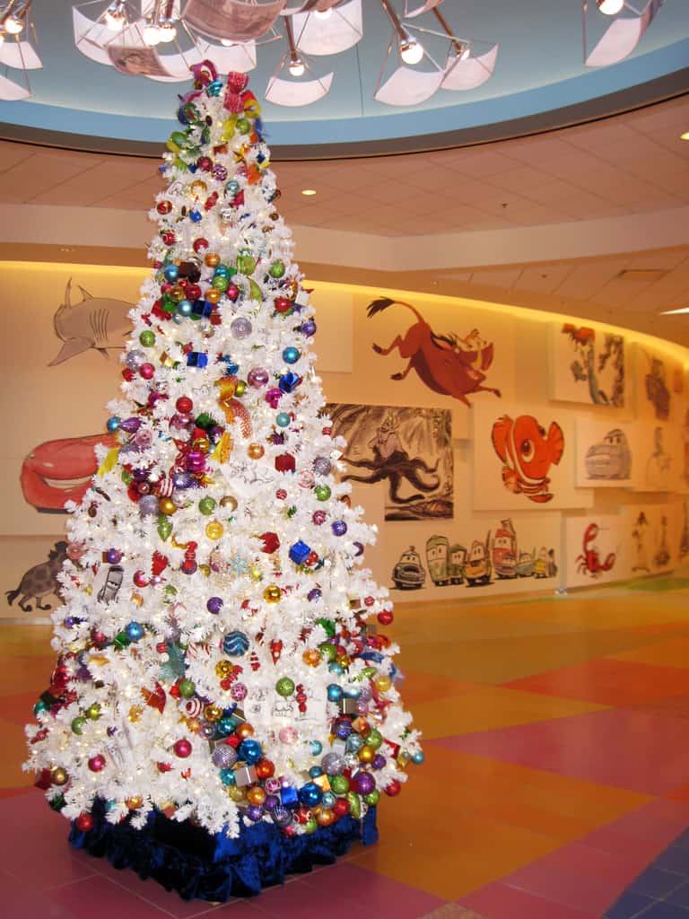art-of-animation-christmas-tree