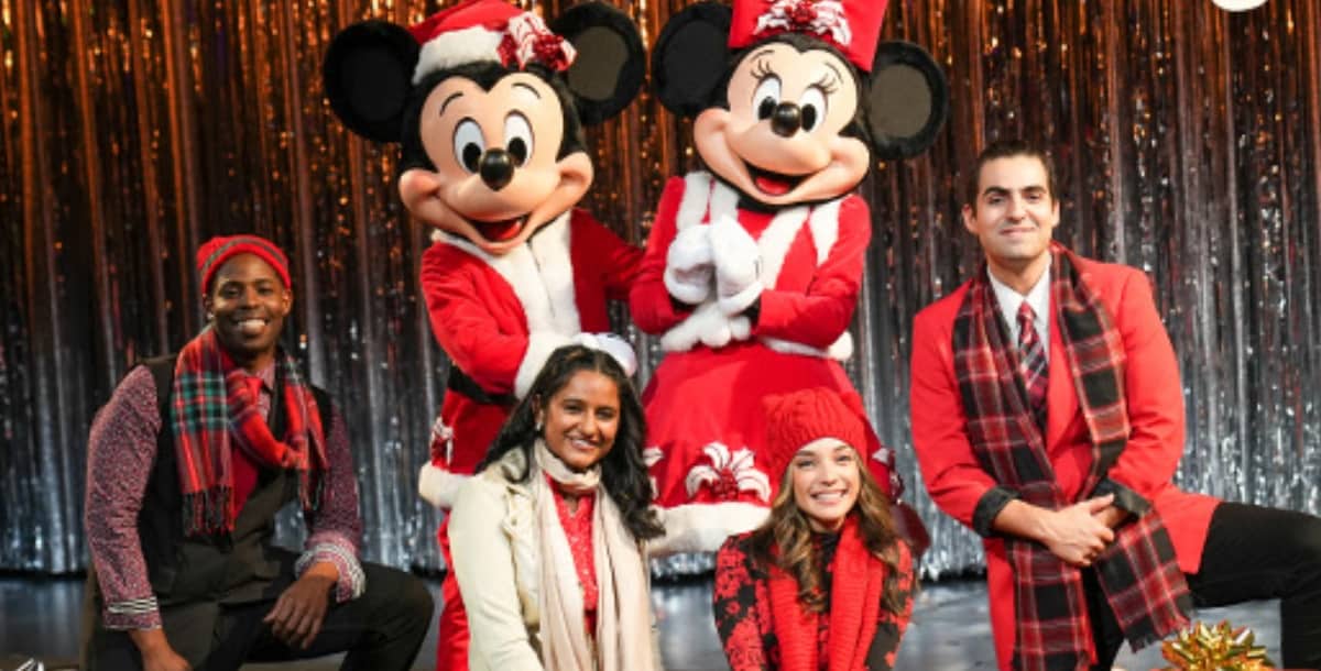 disney holiday event el capitan