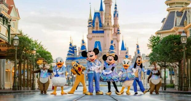 Characters at Magic Kingdom