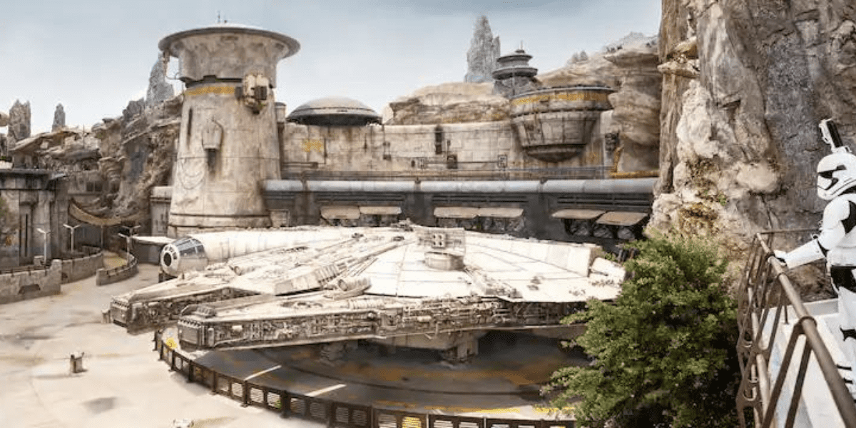 Star Wars Galaxy's Edge