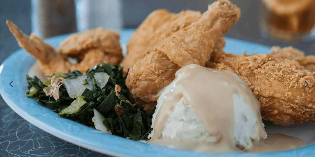 Aunt Liz's Fried Chicken at 50s Prime Time