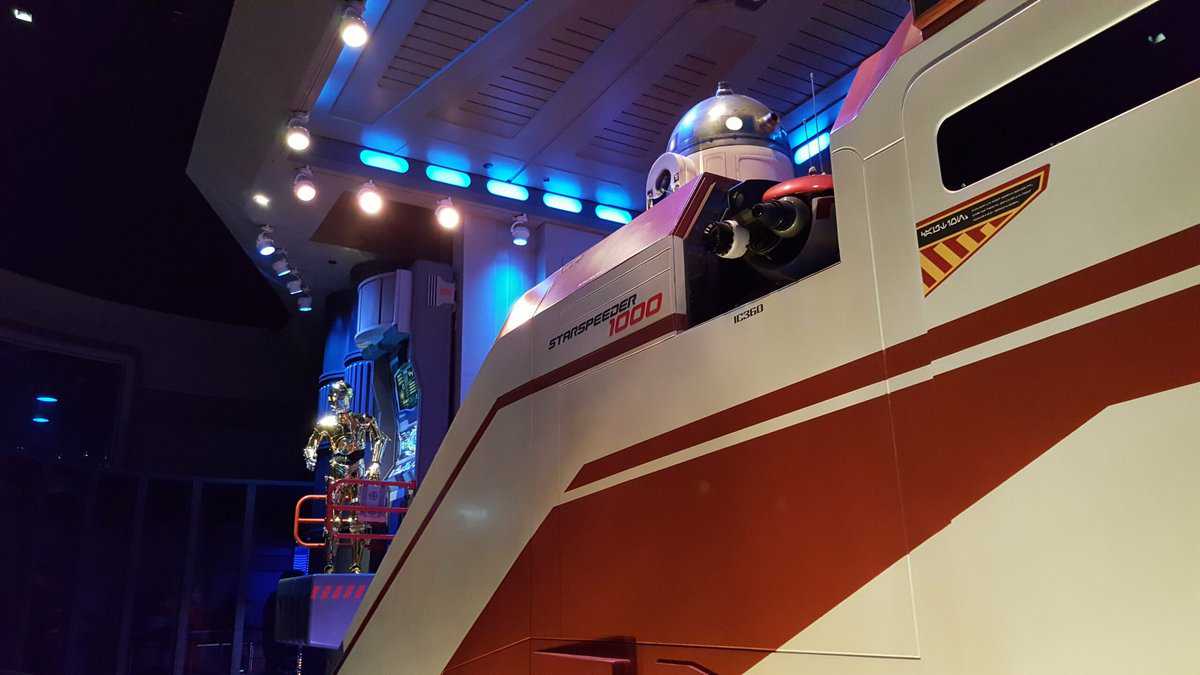 Star Tours - The Adventures Continue queue at Disney's Hollywood Studios