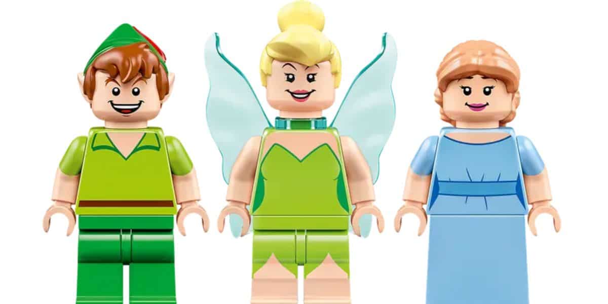 Peter Pan and Wendy LEGO set