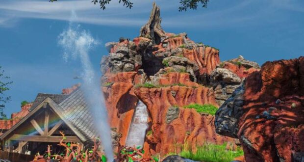 Splash Mountain Exterior Shot